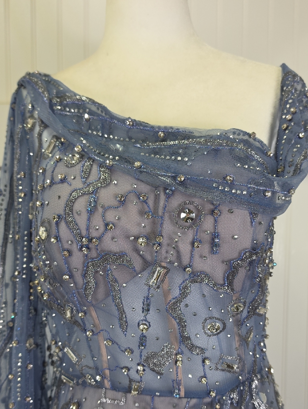 Alexander By Daymor NEW Blue Beaded Embellished Maxi Gown Dress Sz 6 #1369 - Picture 5 of 16